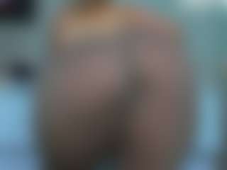 tykitaa's Live Sex Cam Show
