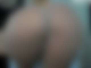 tykitaa's Live Sex Cam Show