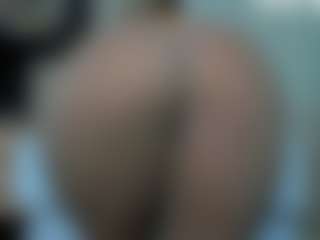 tykitaa's Live Sex Cam Show