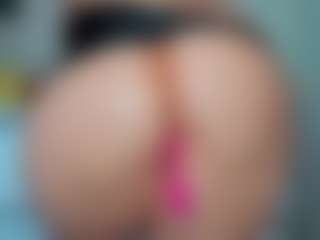 tykitaa's Live Sex Cam Show