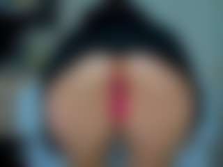 tykitaa's Live Sex Cam Show