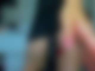 tykitaa's Live Sex Cam Show