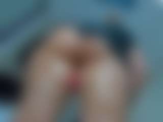 Live cam show with tykitaa - Squirt on Hubzter Live