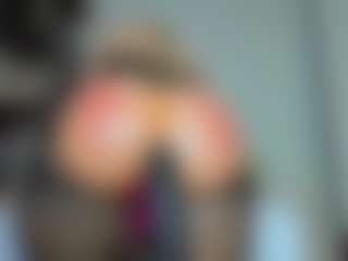 Live cam show with tykitaa - Ass Clapping on CamwithHer