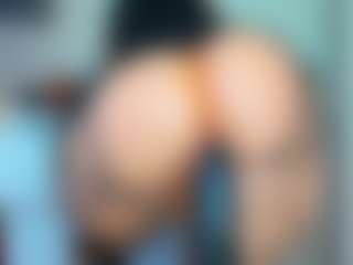 tykitaa's Live Sex Cam Show