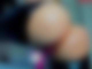 tykitaa's Live Sex Cam Show