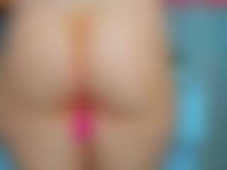 tykitaa's Live Sex Cam Show
