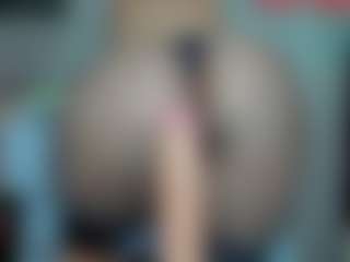 tykitaa's Live Sex Cam Show