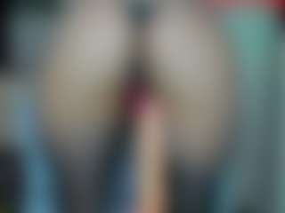 tykitaa's Live Sex Cam Show