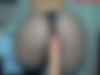 tykitaa's Live Sex Cam Show