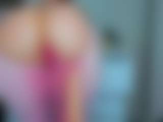 tykitaa's Live Sex Cam Show