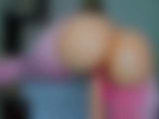 tykitaa's Live Sex Cam Show
