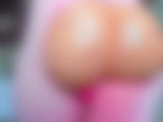 tykitaa's Live Sex Cam Show