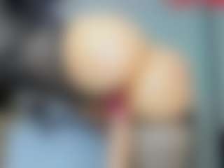 tykitaa's Live Sex Cam Show