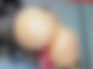 tykitaa's Live Sex Cam Show