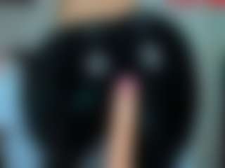 tykitaa's Live Sex Cam Show