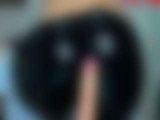 tykitaa's Live Sex Cam Show