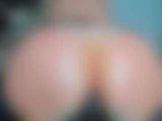 Live cam show with tykitaa - College Toys on Latina Girls