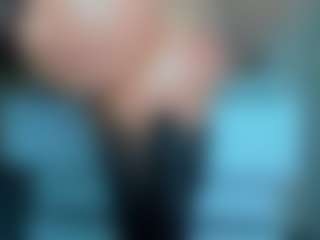 tykitaa's Live Sex Cam Show
