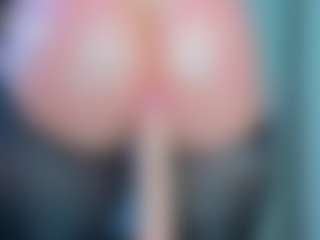 tykitaa's Live Sex Cam Show