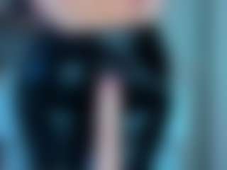 tykitaa's Live Sex Cam Show