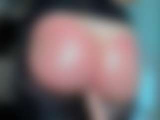 tykitaa's Live Sex Cam Show