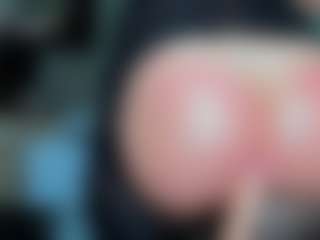tykitaa's Live Sex Cam Show