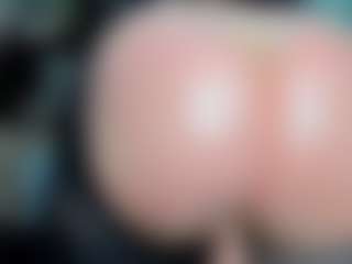 tykitaa's Live Sex Cam Show
