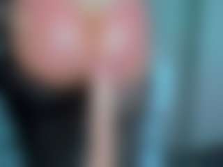 Live cam show with tykitaa - Ass Clapping on friskycurves.com