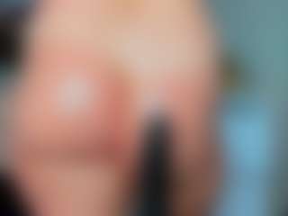 Live cam show with tykitaa - Ass Bouncing on Camsoda