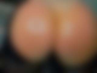 tykitaa's Live Sex Cam Show