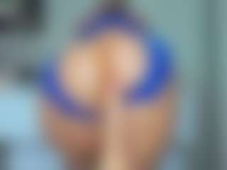 tykitaa's Live Sex Cam Show