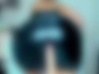 tykitaa's Live Sex Cam Show