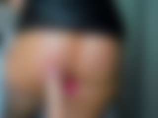 tykitaa's Live Sex Cam Show