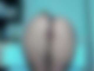 tykitaa's Live Sex Cam Show