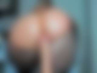 tykitaa's Live Sex Cam Show