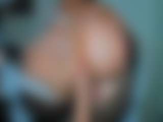 tykitaa's Live Sex Cam Show