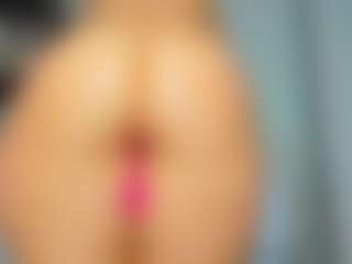 tykitaa's Live Sex Cam Show