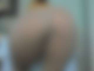 tykitaa's Live Sex Cam Show