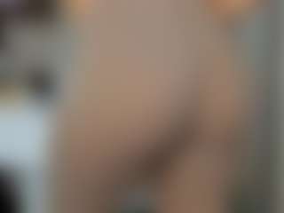 tykitaa's Live Sex Cam Show