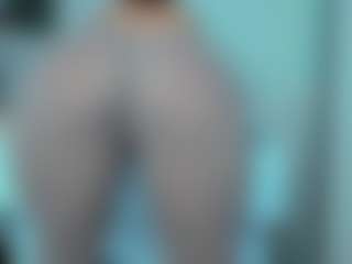 tykitaa's Live Sex Cam Show