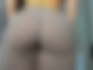 tykitaa's Live Sex Cam Show