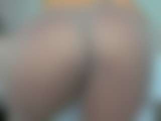 tykitaa's Live Sex Cam Show