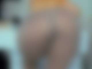 tykitaa's Live Sex Cam Show