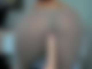 tykitaa's Live Sex Cam Show