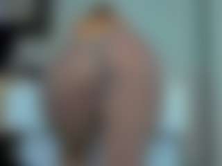 tykitaa's Live Sex Cam Show