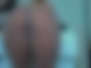 tykitaa's Live Sex Cam Show