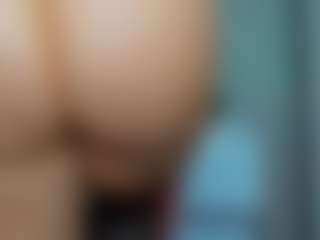 tykitaa's Live Sex Cam Show