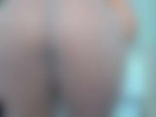 tykitaa's Live Sex Cam Show