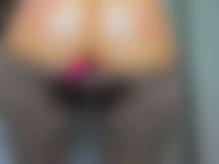 tykitaa's Live Sex Cam Show